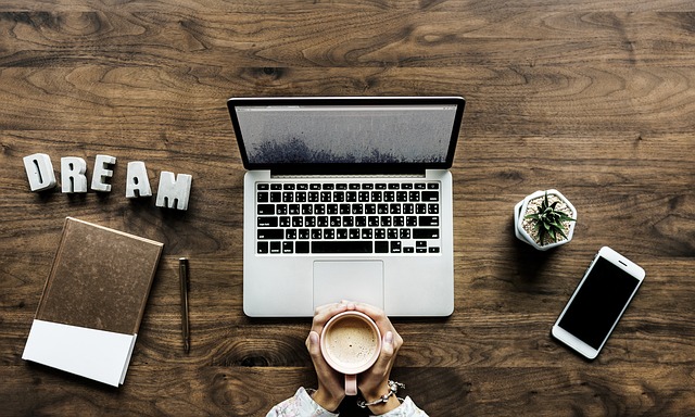 Ako by mal vyzerať ideálny notebook alebo vyberme zlatú strednú cetu